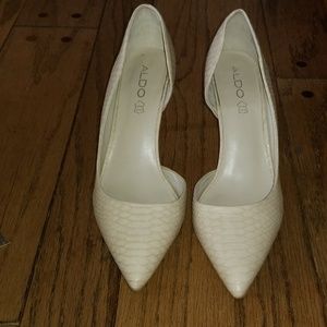 D'orsay pointy toe 3" heels